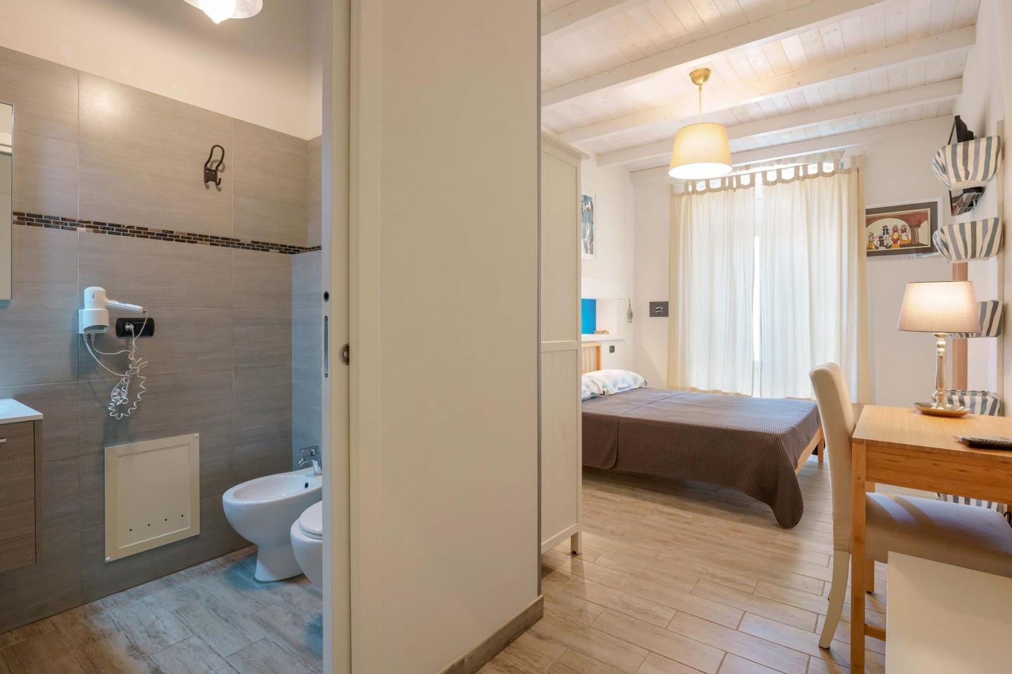 Il Cagliarese B&B Кальяри Экстерьер фото